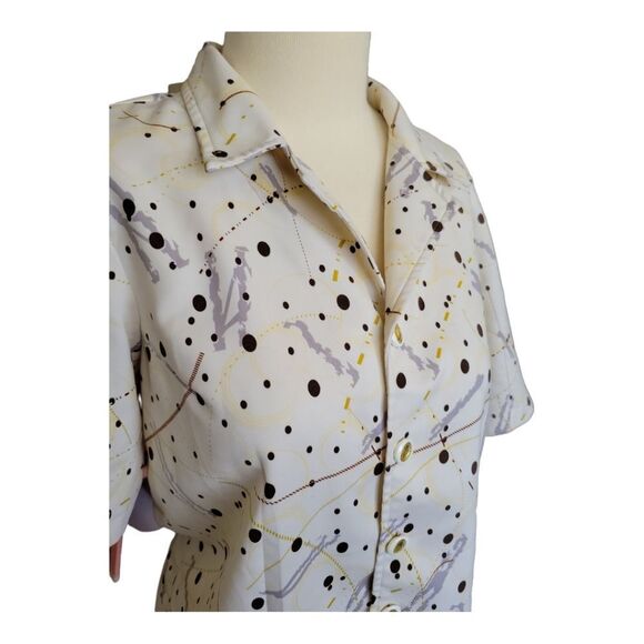 Vintage 70's Short Sleeve Handmade Polyester Blouse w/ Fancy Buttons siz… - Picture 2 of 4